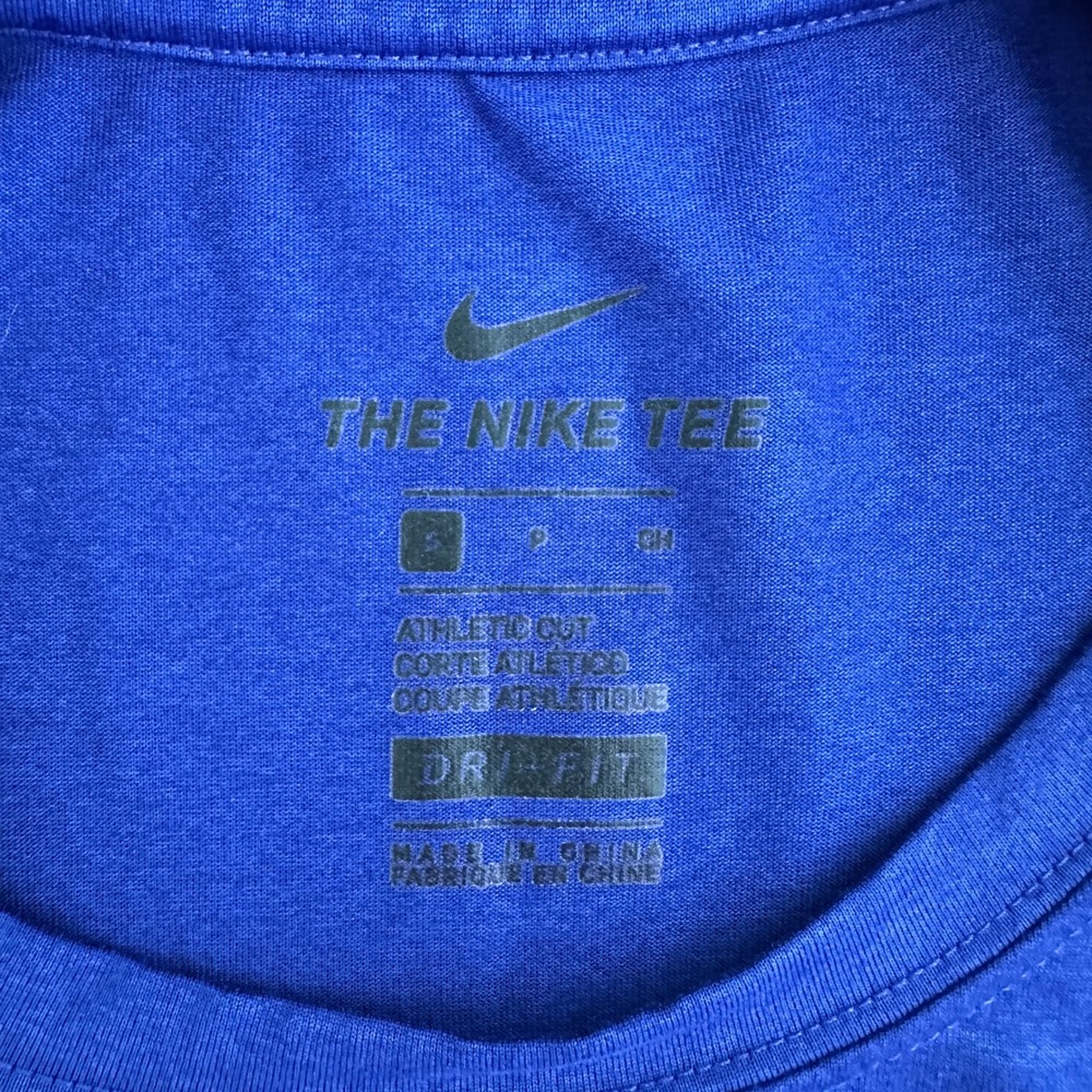 Nike Dri-FIT Athletic T-Shirt Size Small‎ The Nike Tee Blue Running Gym Training - Picture 3 of 6
